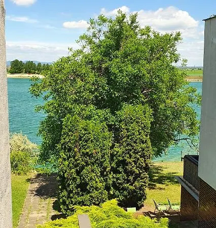 Triomint Senec
